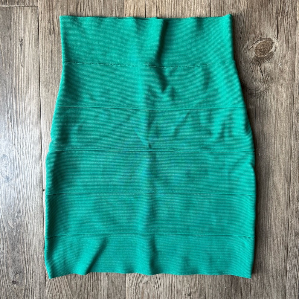 BCBGMAXAZRIA Simone Bandage Skirt